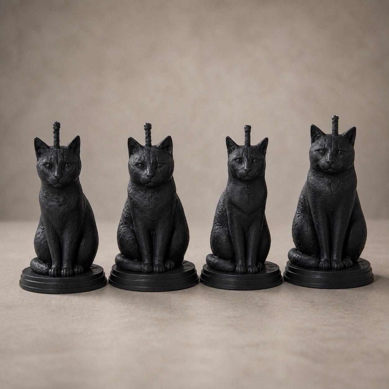 Grupo de velas negras de gato